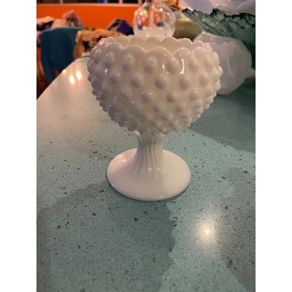 Fenton Milk Glass Vase Vintage Hobnail Footed Ivy Ball Solid White Retro - Picture 5 of 6